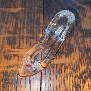 Elegant Clear Glass Slipper with Pink Accent